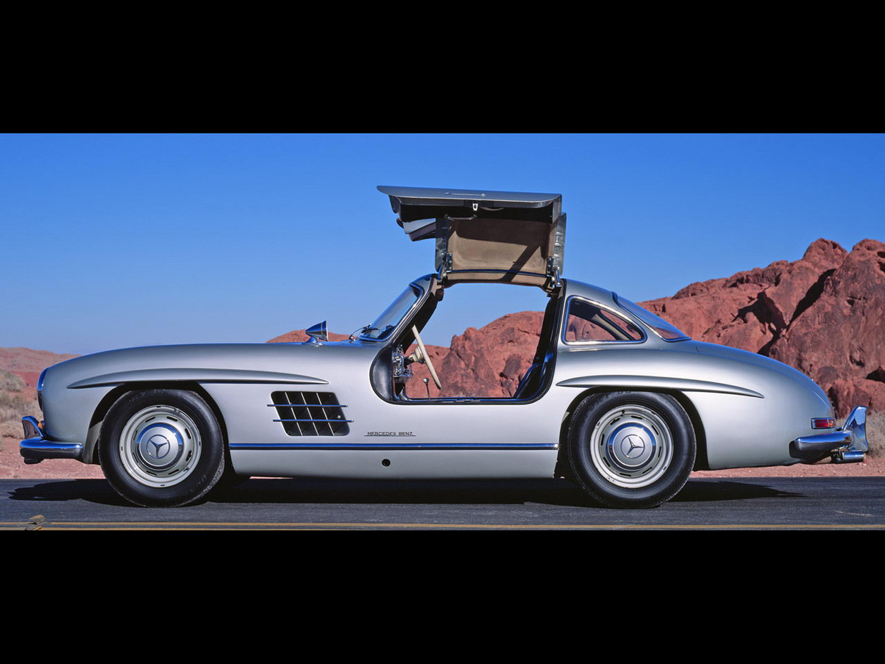 Mercedes Benz 300 SL (W 198) 008.jpg
